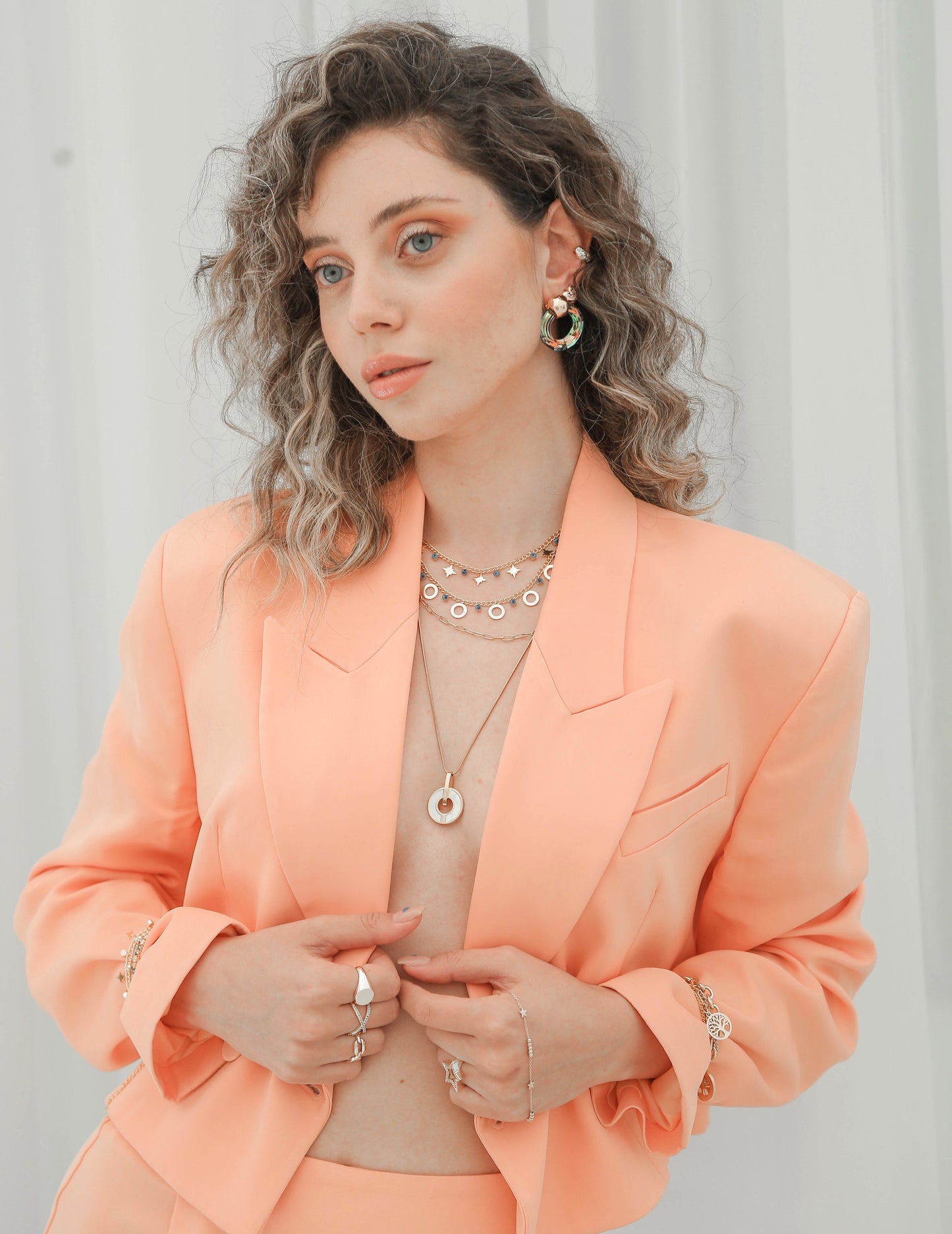 Chic Pendant’s Necklace’s