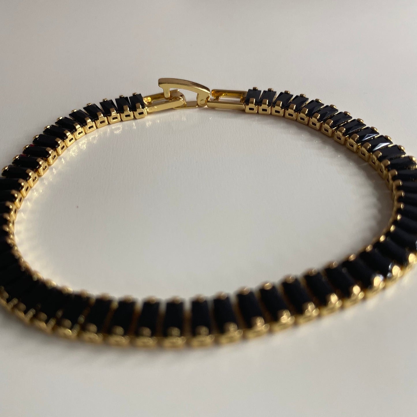 Schwarzes Zirkon-Armband